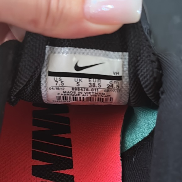 Women’s Nike Flex Running Shoes - Picture 5 of 8